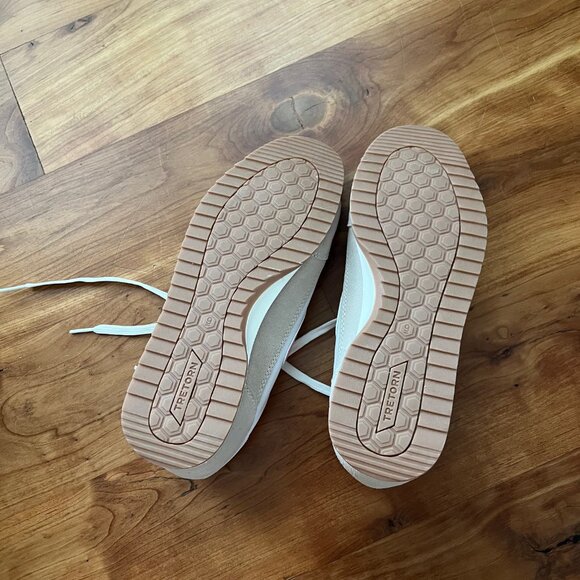 Draper James DJ x Tretorn Rawlins Elite in Pink - Picture 4 of 6